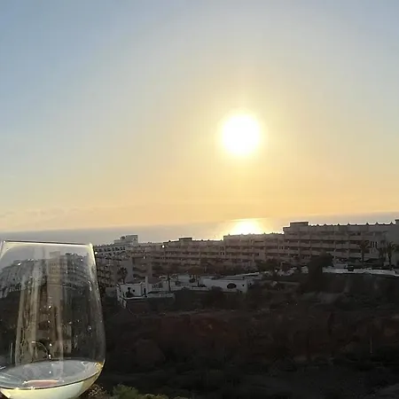 Ocean Garden Sunset - Heated Swimming Pool Free Wifi 阿德耶